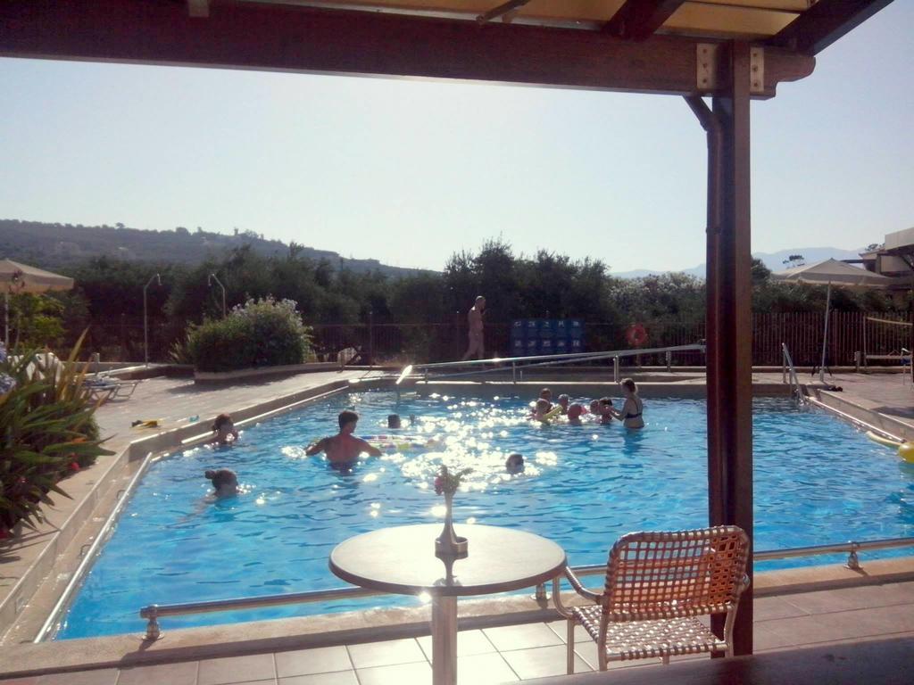 Eria Resort For People With Special Abilities Maleme  Exterior photo